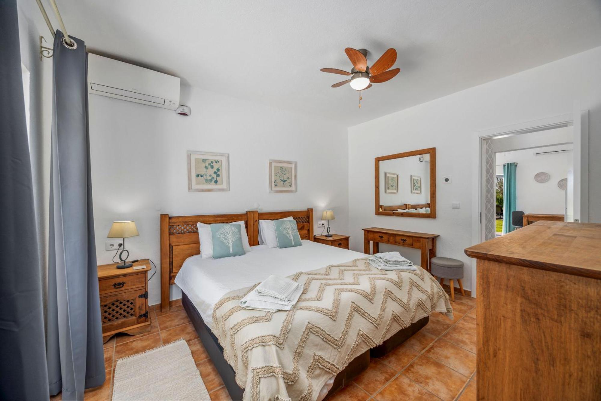 Casa Jardim Oasis Bed and Breakfast Lagoa  Exteriör bild