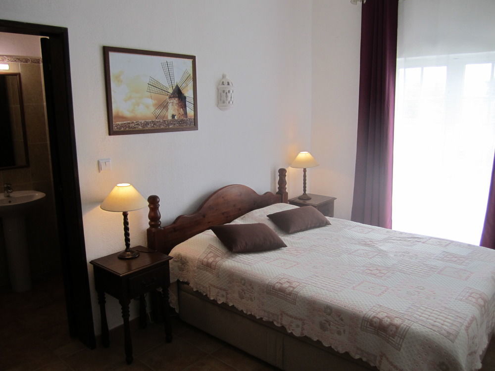 Casa Jardim Oasis Bed and Breakfast Lagoa  Exteriör bild