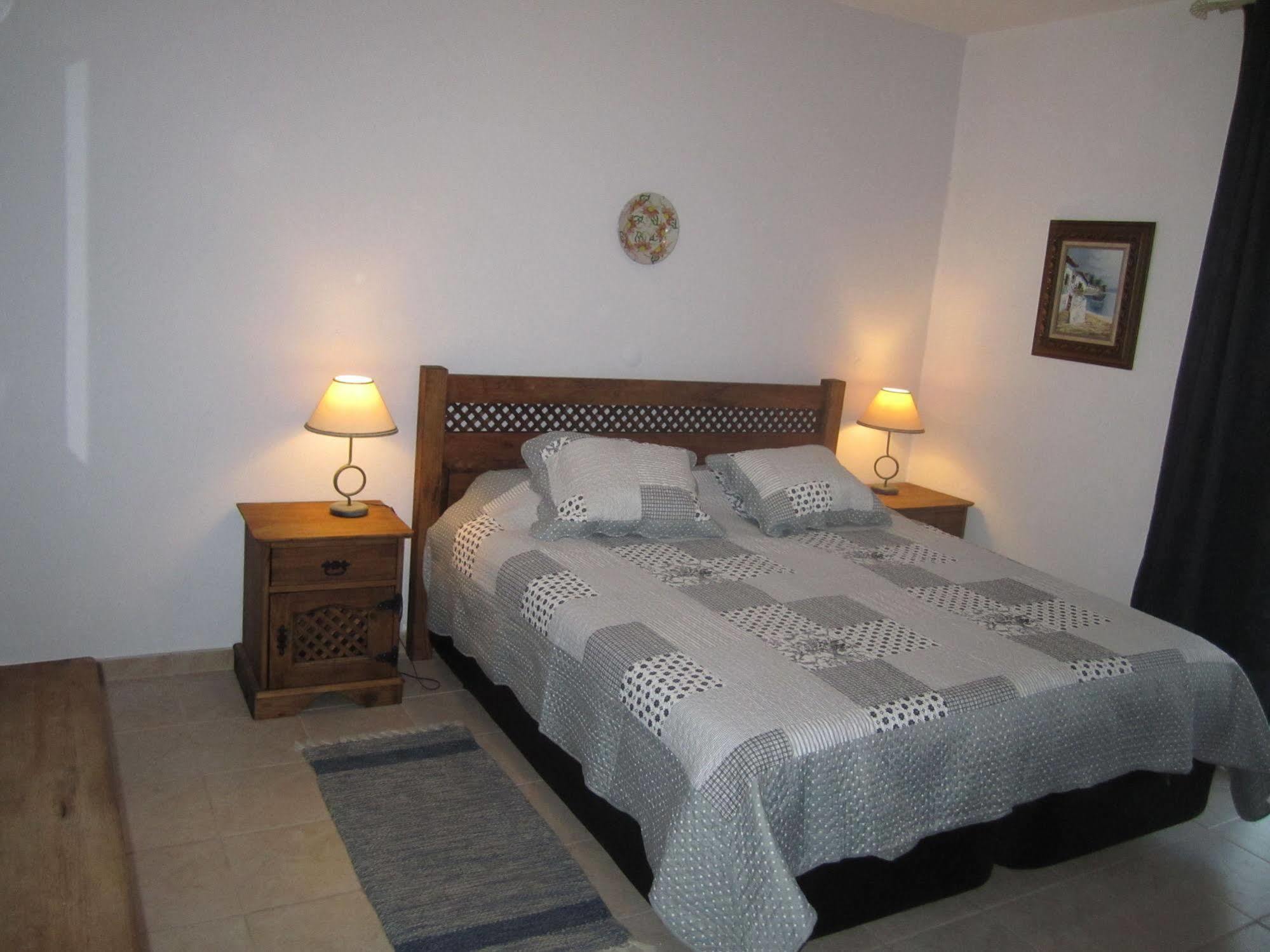 Casa Jardim Oasis Bed and Breakfast Lagoa  Exteriör bild