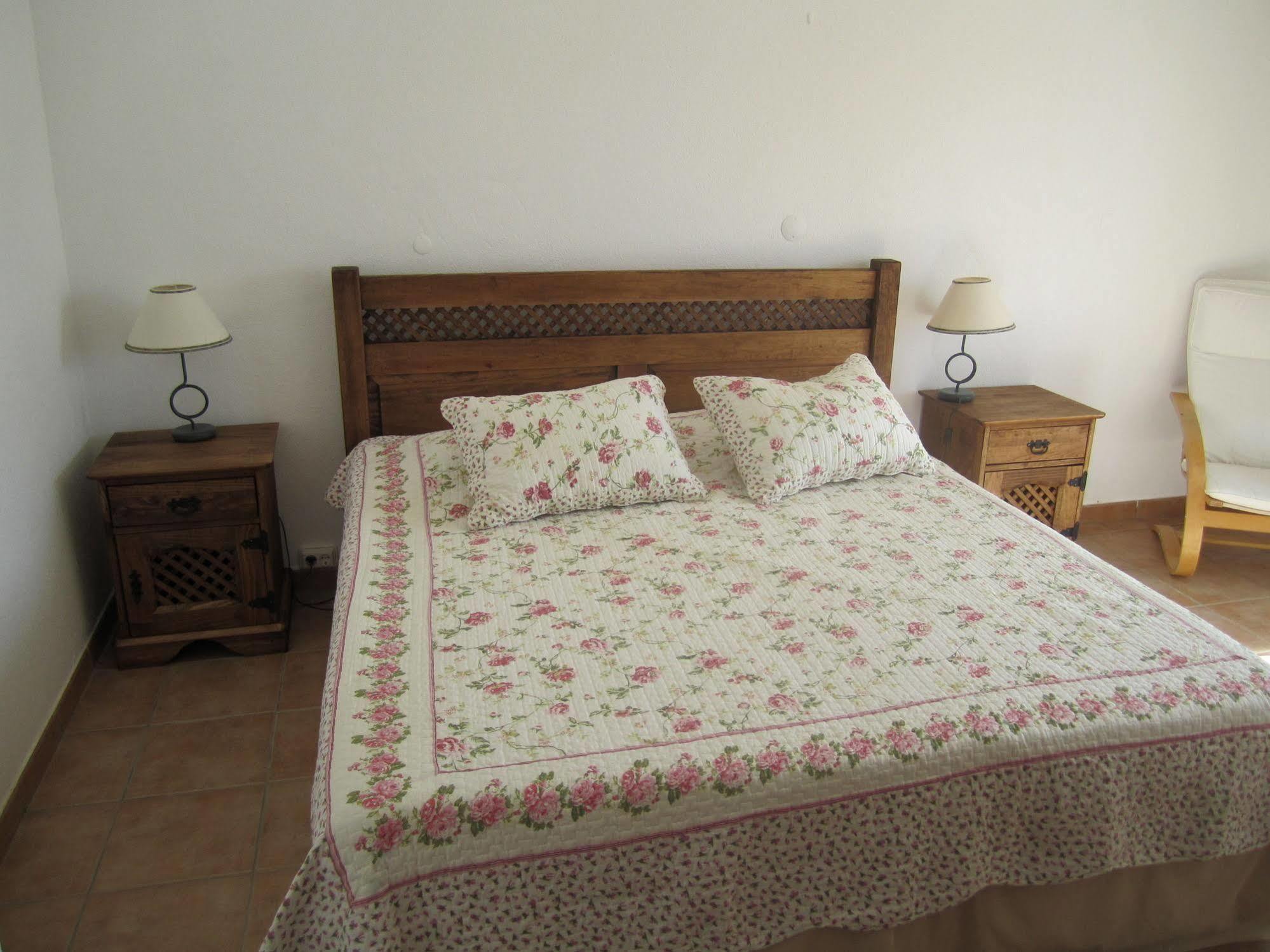 Casa Jardim Oasis Bed and Breakfast Lagoa  Exteriör bild